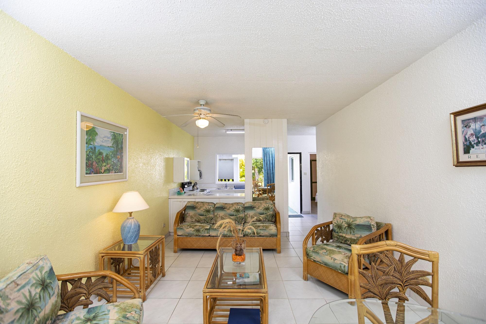 Plum Tree Club Apartment Christ Church Exterior photo